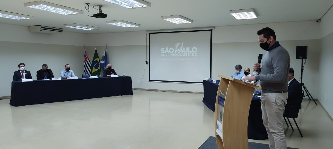Foto 4 de 7 — Audiência debate Agrupamento Urbano Central